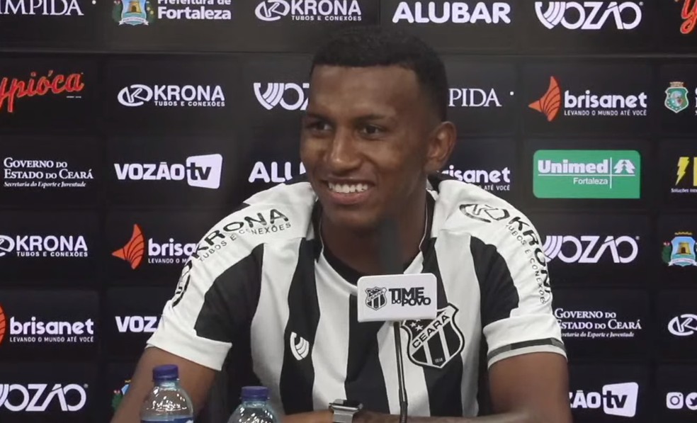 Com Klaus, Ceará faz último treino antes de viajar para ...