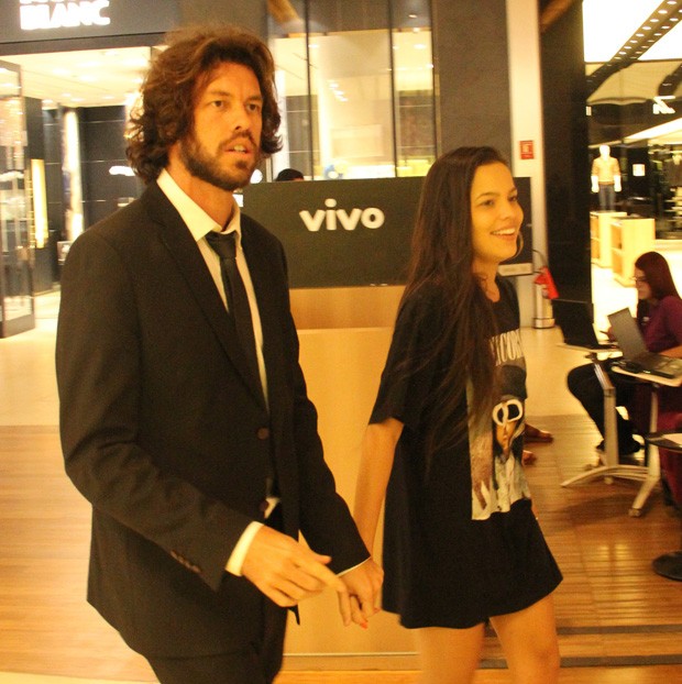 Mayla Araújo e o namorado (Foto: J. Humberto/AgNews)