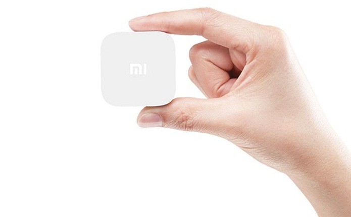 Mi Box Mini tem design que lembra carregador de smartphone (Foto: Divulgação/Xiaomi)