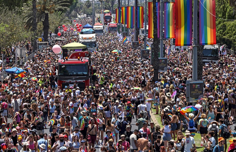Parada do Orgulho em Tel Aviv, a maior do Oriente Médio. Por diferentes razões, alegações de que país usa os direitos LGBT+ sem de fato promovê-los ou para calar os críticos vêm de judeus e árabes-israelenses