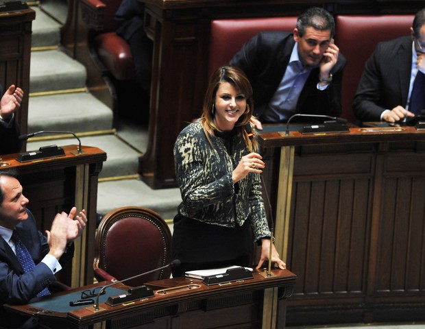 Renata Bueno (Foto: Serviço de divulgação da Câmara dos Deputados da Itália)