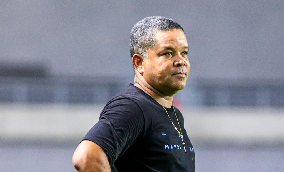 Edilson Santos não é mais técnico do Jaciobá — Foto: Ailton Cruz/Gazeta de Alagoas