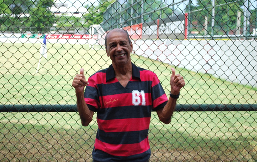 Carlinhos, ex-treinador do Flamengo  — Foto: Globoesporte.com