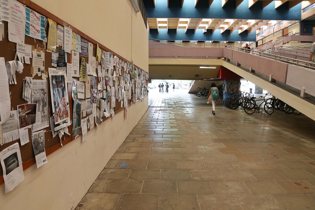 Vista interna do Prédio da Faculdade de Filosofia Letras e Ciências Humanas (FFLCH), na Universidade de São Paulo (USP), na Zona Oeste de São Paulo, em 2016 — Foto: Marcos Santos/USP Imagens