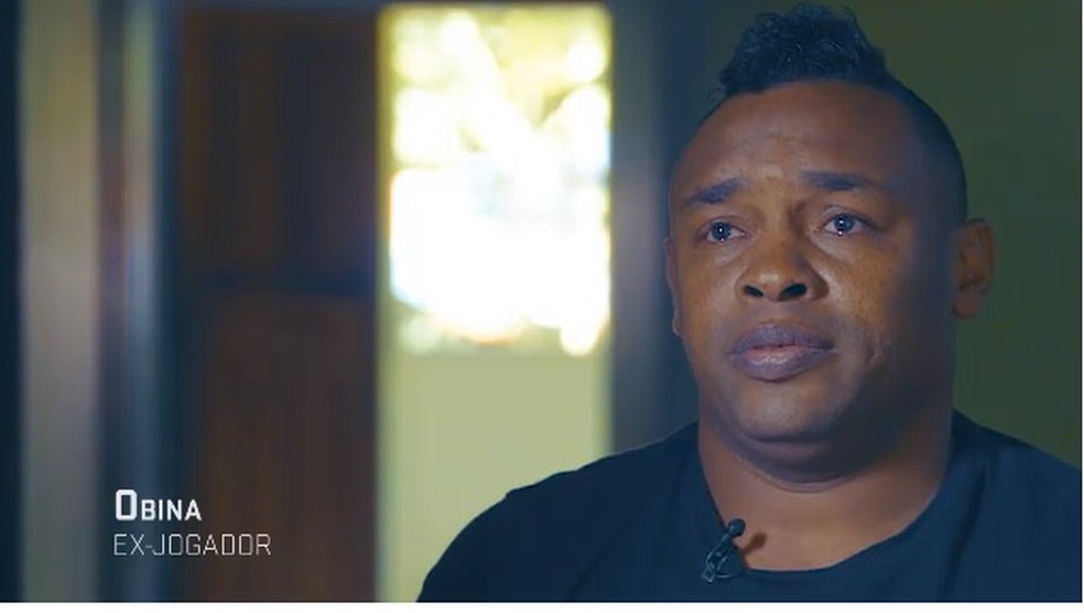 Obina se emociona ao lembrar pedido da m&atilde;e &mdash; Foto: Sportv