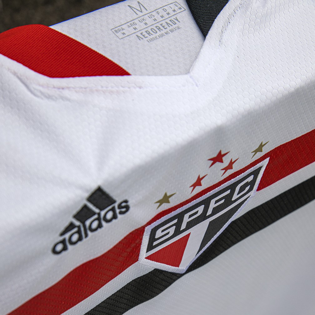 Detalhe da nova camisa do São Paulo — Foto: Thiago Mancini