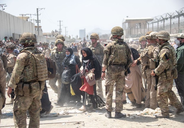 Cidadãos que saem do Afeganistão encontram empresas dispostas a ajudar  (Foto: Handout/Getty Images)