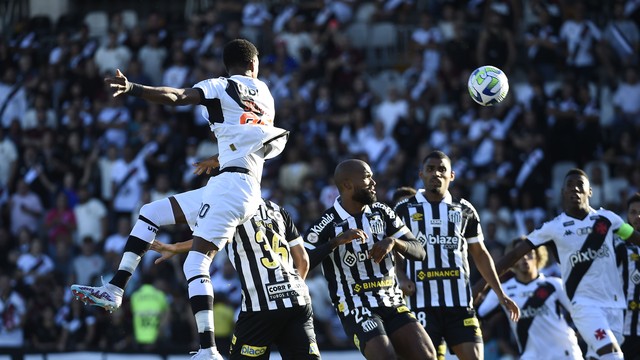Vasco foi s&oacute; chuveirinho contra o Santos