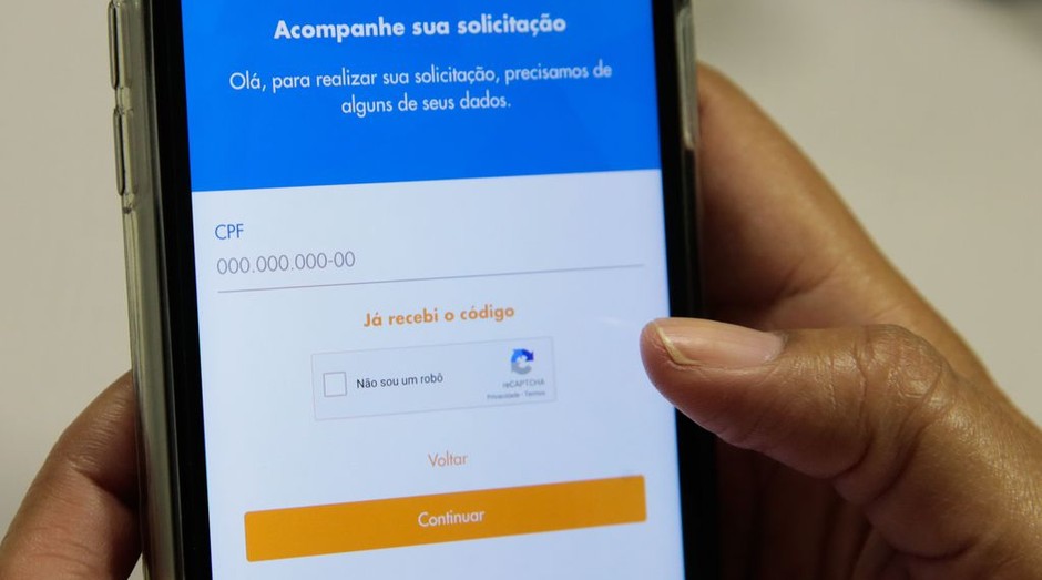 Aplicativo CAIXA|Auxílio Emergencial (Foto: Marcello Casal Jr/Agência Brasil)