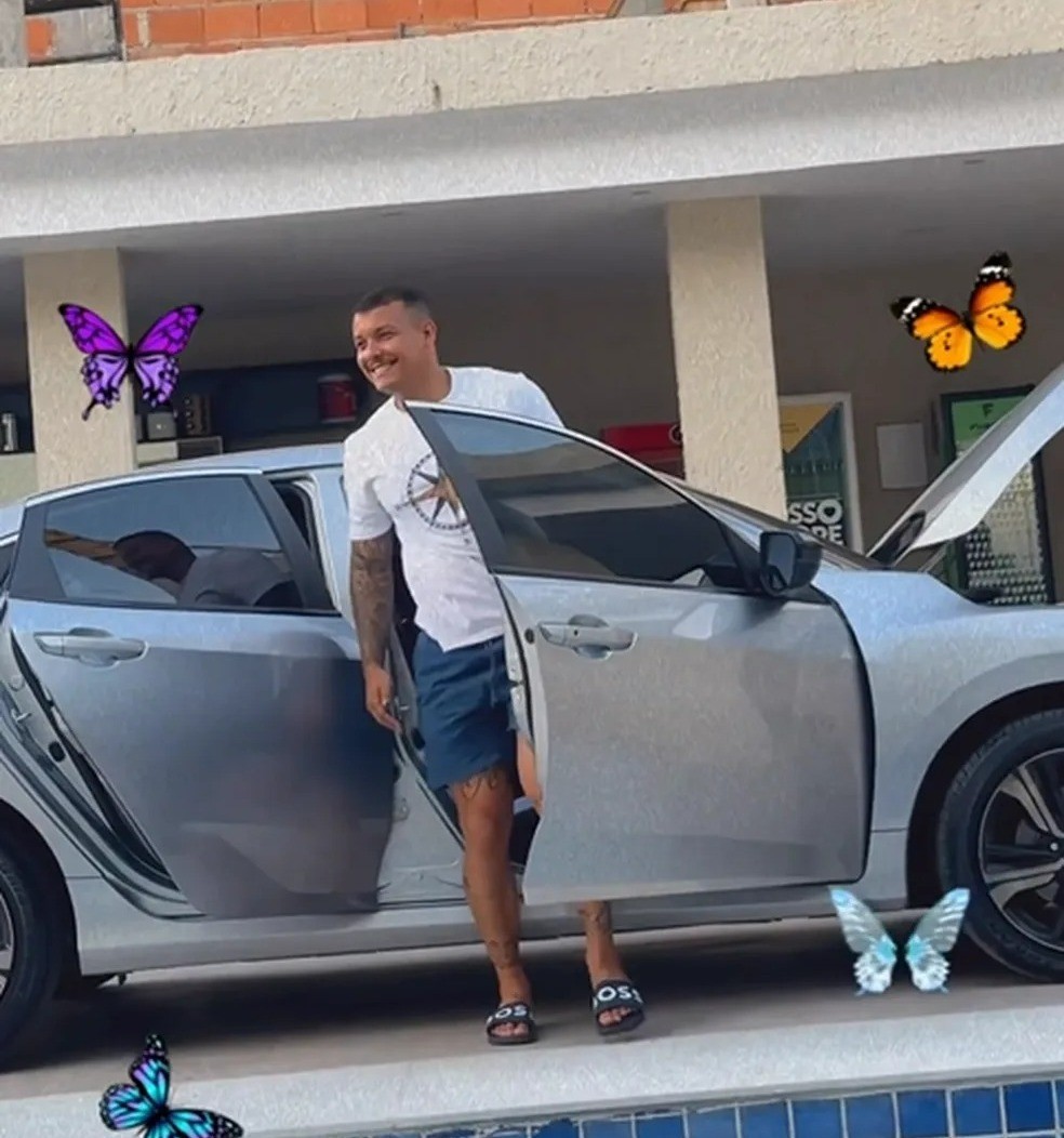 Jojo Todynho compra carro para o namorado — Foto: Reprodução/Instagram