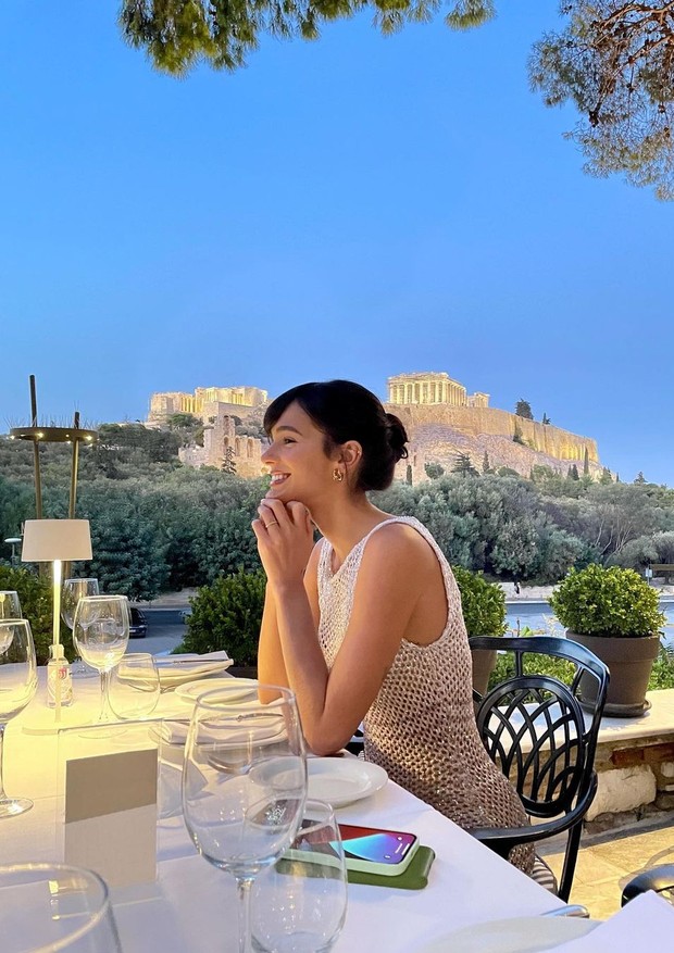 Bruna Marquezine passou 24 horas na Grécia (Foto: Reprodução)