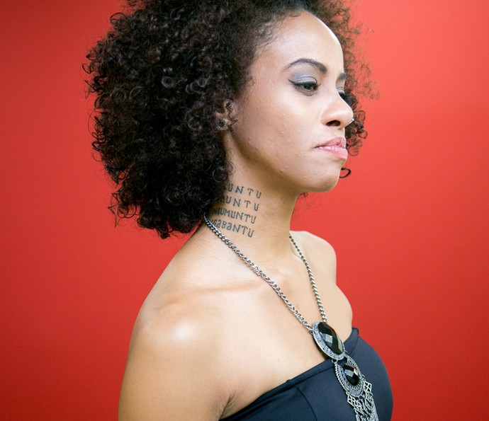 Mais uma tatuagem da integrante do grupo Mato Seco (Foto: Isabella Pinheiro/Gshow)