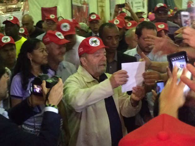O ex-presidente Lula durante o I Congresso Nacional do Movimento dos Pequenos Agricultores, em São Bernardo do Campo (SP) (Foto: Glauco Araújo/G1)