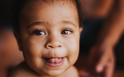 Morte de bebês negros cai pela metade quando tratados por médicos negros