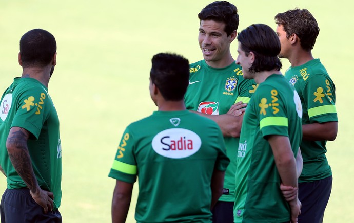 hernanes seleção brasileira treino (Foto: Jefferson Bernardes/VIPCOMM)