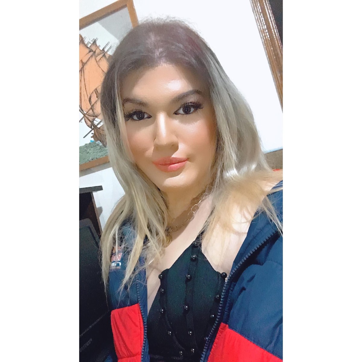 Corpo de mulher transexual é encontrado perto de lagoa em Suzano - G1