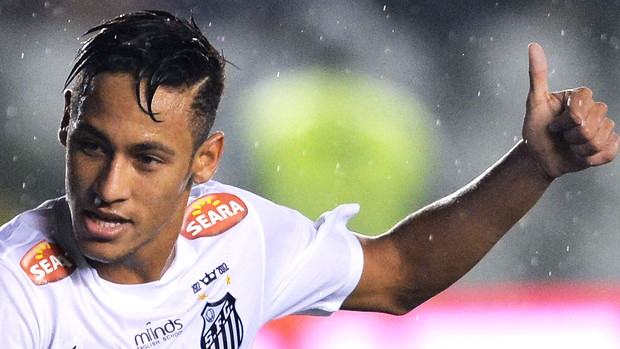 Neymar jogo Santos Joinville (Foto: AFP)