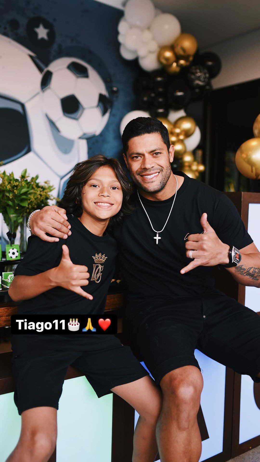 Hulk e o filho caçula, Tiago (Foto: Reprodução/Instagram)