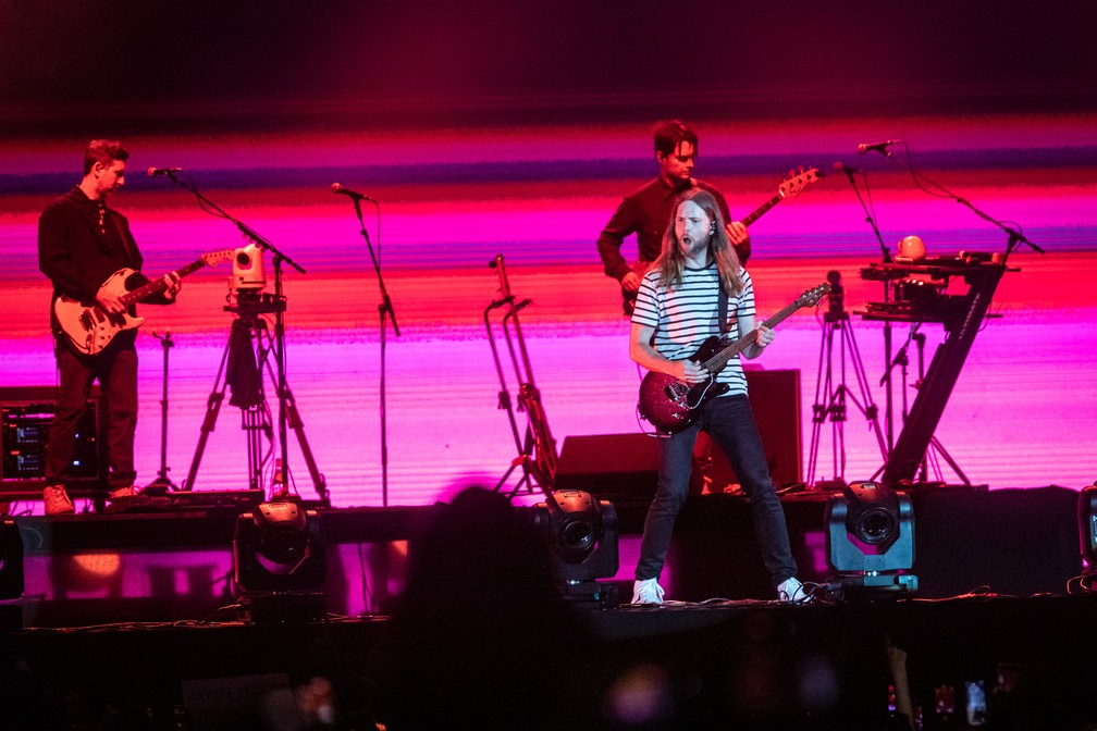 O guitarrista James Valentine durante show do Maroon 5 em São Paulo — Foto: FábioTito/g1