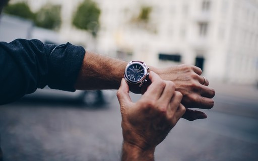 Smartwatch analogico shop