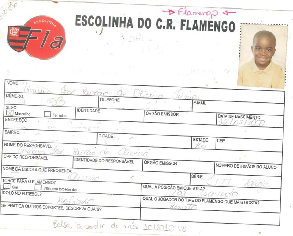 Ficha Vinicius Junior na escolinha do Flamengo — Foto: Arquivo Pessoal