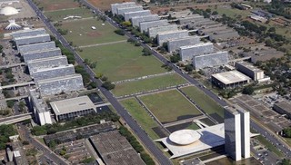 Governo anuncia mais 3 mil vagas em concursos públicos
