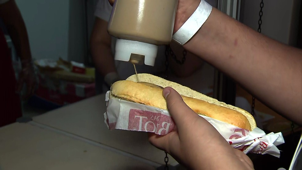 Sanduíches com mostarda alemã — Foto: TV Globo/Reprodução