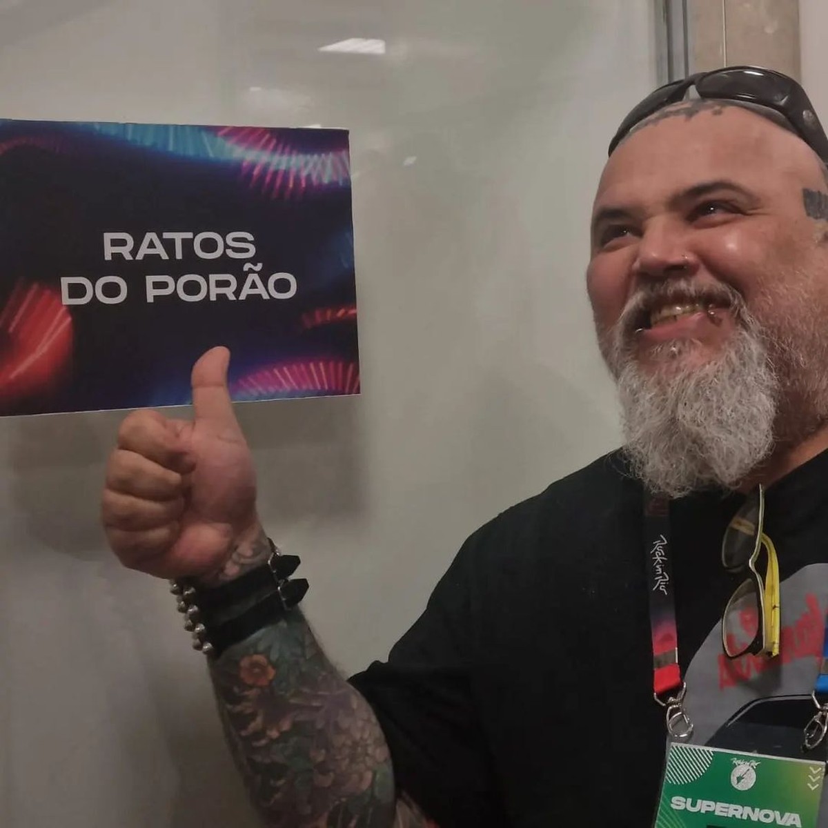 Rock in Rio erra nome do Ratos de Porão no camarim; João Gordo mostra