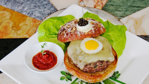 Le Burger Extravagant, o sanduíche mais caro do mundo (Foto: Reprodução)