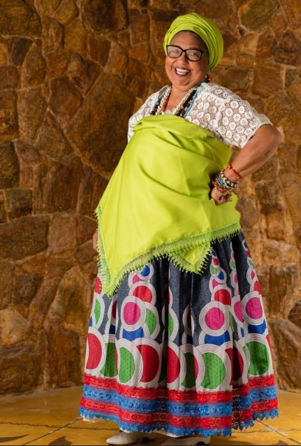 'Moda de Terreiro': catálogo preserva tradição de vestimentas de santo — Foto: Divulgação/Alex Ferro