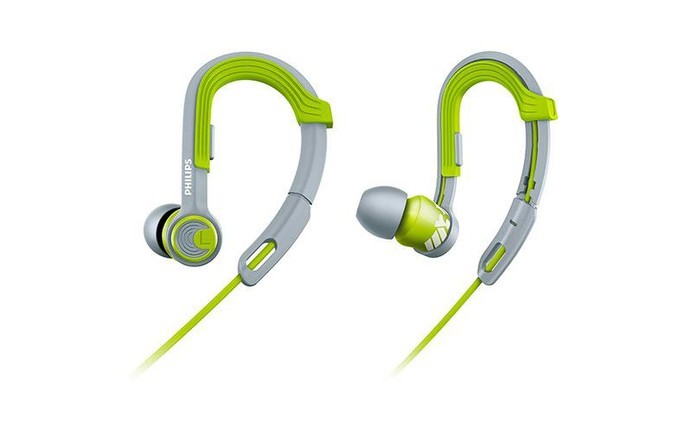 Fone de ouvido da Philips tem design ergonômico que se encaixa nas orelhas (Foto: Divulgação/Philips)