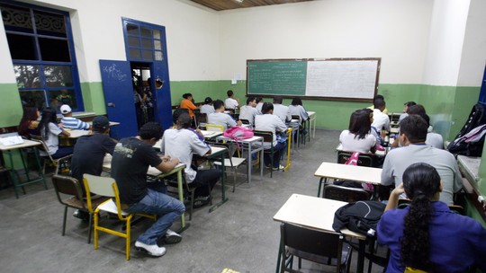Secretaria estadual de Educação vai contratar até 677 professores temporários para rede pública do Rio