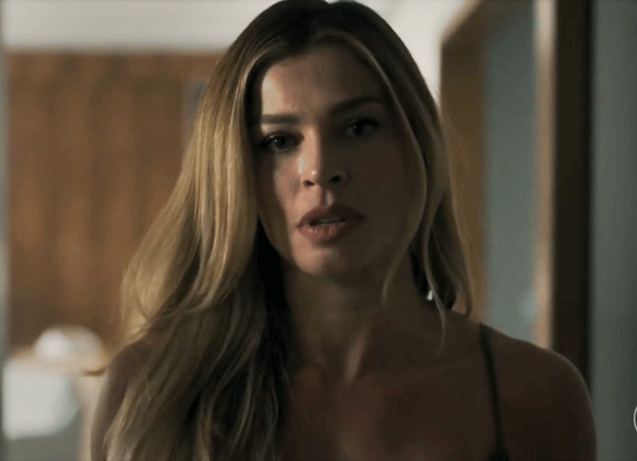 Debora, personagem em Travessia (Foto: Reprodução)