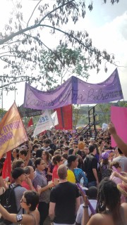 Mulheres protestam em São Paulo (Foto: Marie Claire)