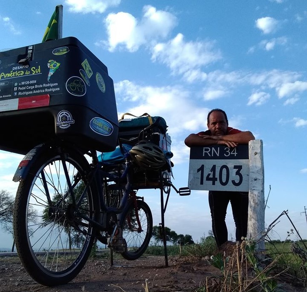Ciclista de São Carlos desistiu de viagem pela América do Sul para salvar casamento  — Foto: Arquivo Pessoal