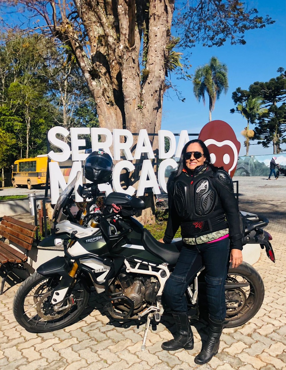 Viviane Santos encontrou no motociclismo a motivação para buscar novos desafios — Foto: Viviane Santos/arquivo pessoal