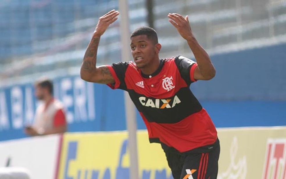 Wesley Gasolina comemora gol pelo Flamengo: jogador completa 19 anos. Ele não atua há nove meses — Foto: Reprodução/Instagram