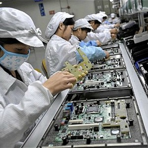 Linha de produção da Foxconn em Shenzhen China (Foto: Getty Images)