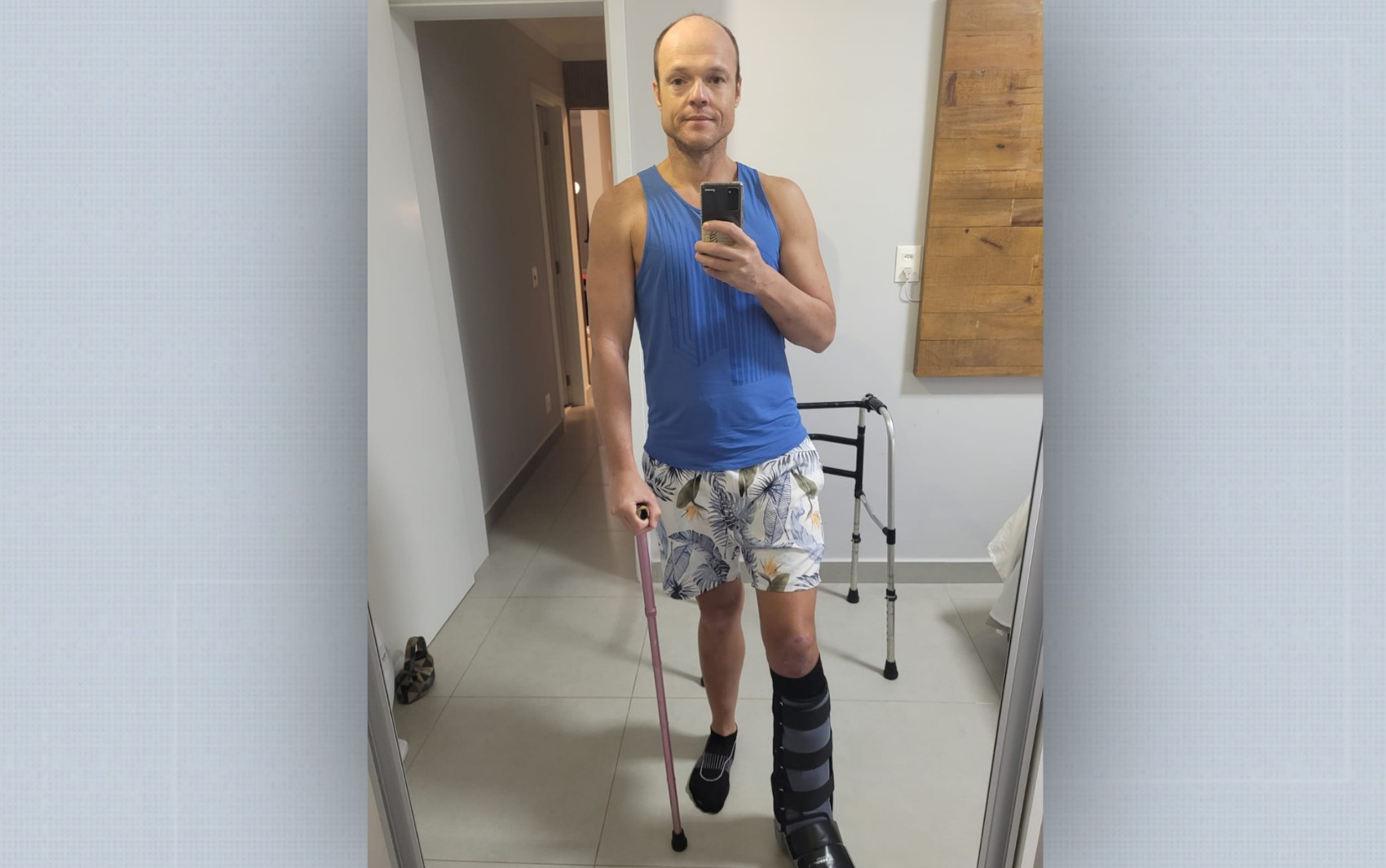 Dois meses após ser atacado por pitbulls, triatleta consegue ficar em pé e andar em Ribeirão Preto, SP