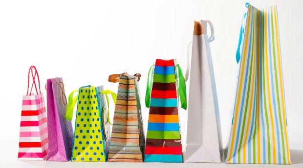 vendas, presentes, sacolas, comércio, varejo (Foto: Thinkstock)