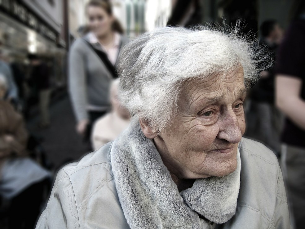 AgÃªncia de estudo quer detectar como o envelhecimento da populaÃ§Ã£o mobiliza as administraÃ§Ãµes locais. â Foto: Gerd Altmann/Pixabay 