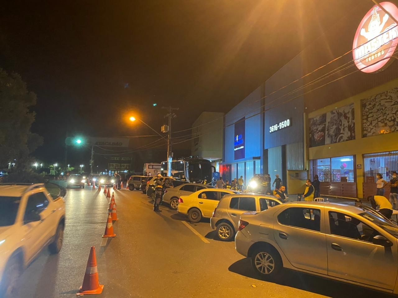 Lei Seca: 12 motoristas são presos por dirigirem bêbados em Cuiabá