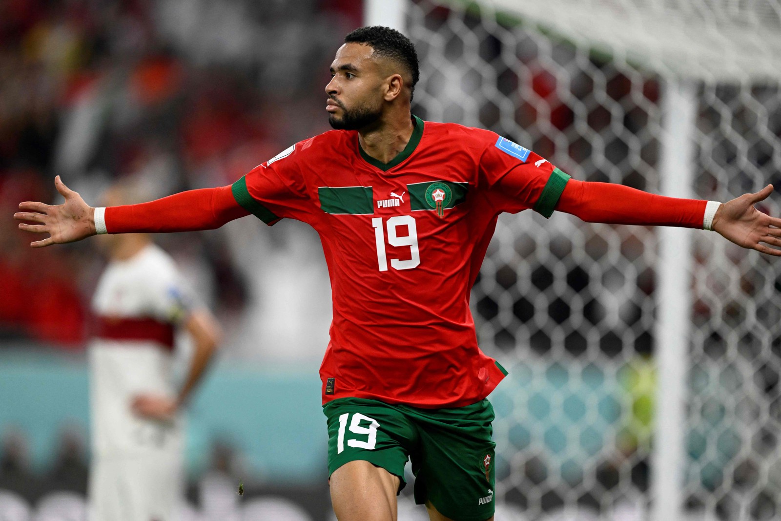 Youssef En-Nesyri faz gol de cabeça e abre placar contra Portugal — Foto: PATRÍCIA DE MELO MOREIRA