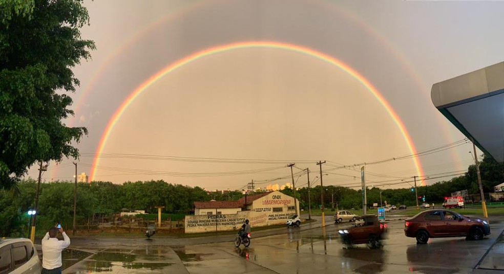 Fenômeno chamou a atenção dos moradores — Foto: Arquivo pessoal/Luiz Carlos Bandolin