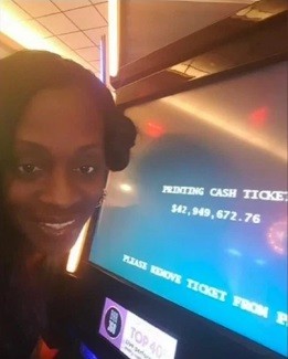 Katrina e o seu 'prêmio' em cassino americano