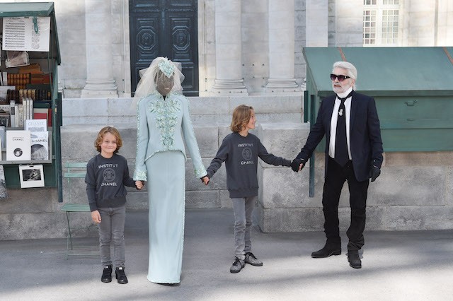 Adut Akech como a noiva da Chanel (Foto: Getty Images) Adut Akech como a noiva da Chanel (Foto: Getty Images)