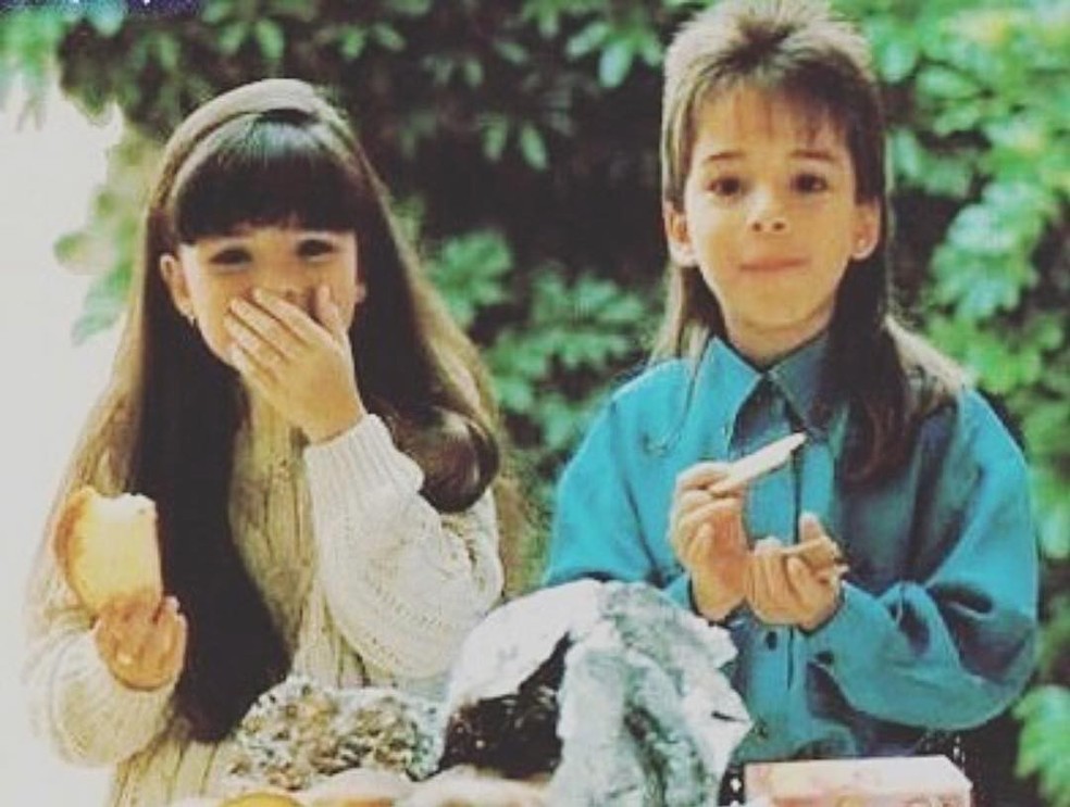 Sandy e Junior ainda criança (Foto Reprodução/Vogue)