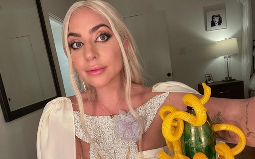 RDT Lady Gaga  Fan page on X: O site Hot Press fez uma nova publicação na  qual fala sobre um novo Oscar para Lady Gaga, desta vez de Melhor Atriz  por