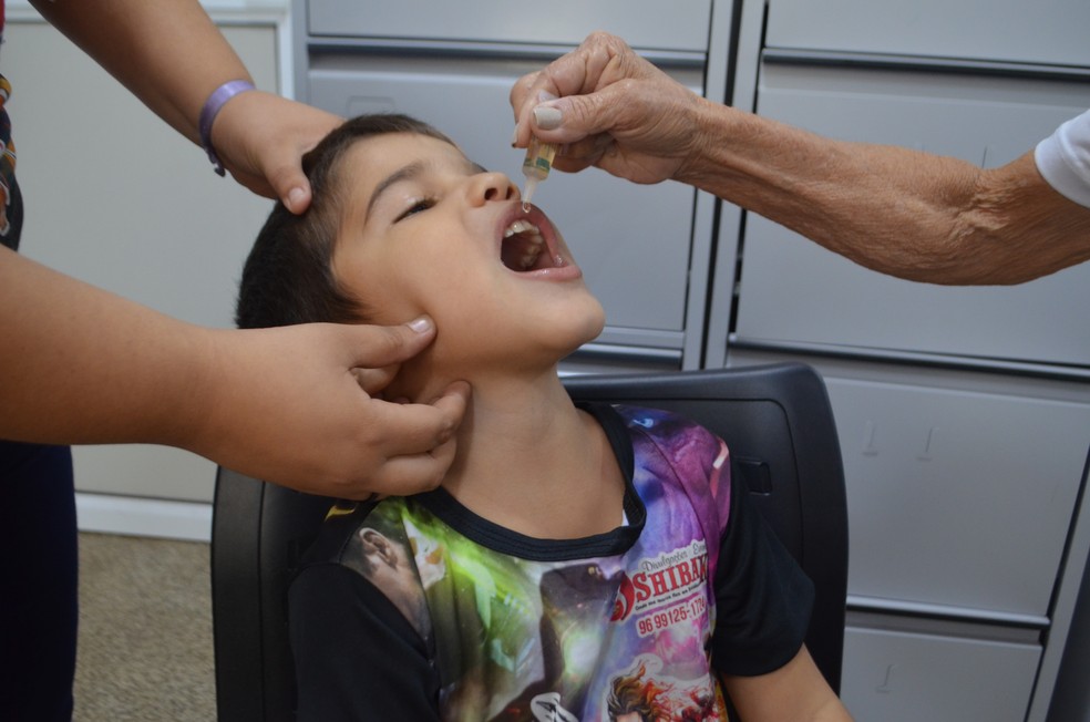 Campanha Ã© preventiva contra o sarampo e pÃ³lio (Foto: Jorge Abreu/G1)