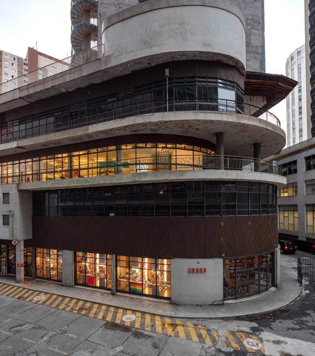 Livraria Megafauna funciona dentro do Copan, no Centro de São Paulo — Foto: Megafauna/Tuca Vieira